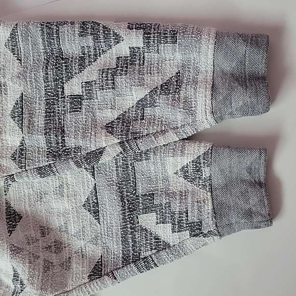 Soho threads zip up hoodie sweatshirt/ L. - Picture 9 of 12